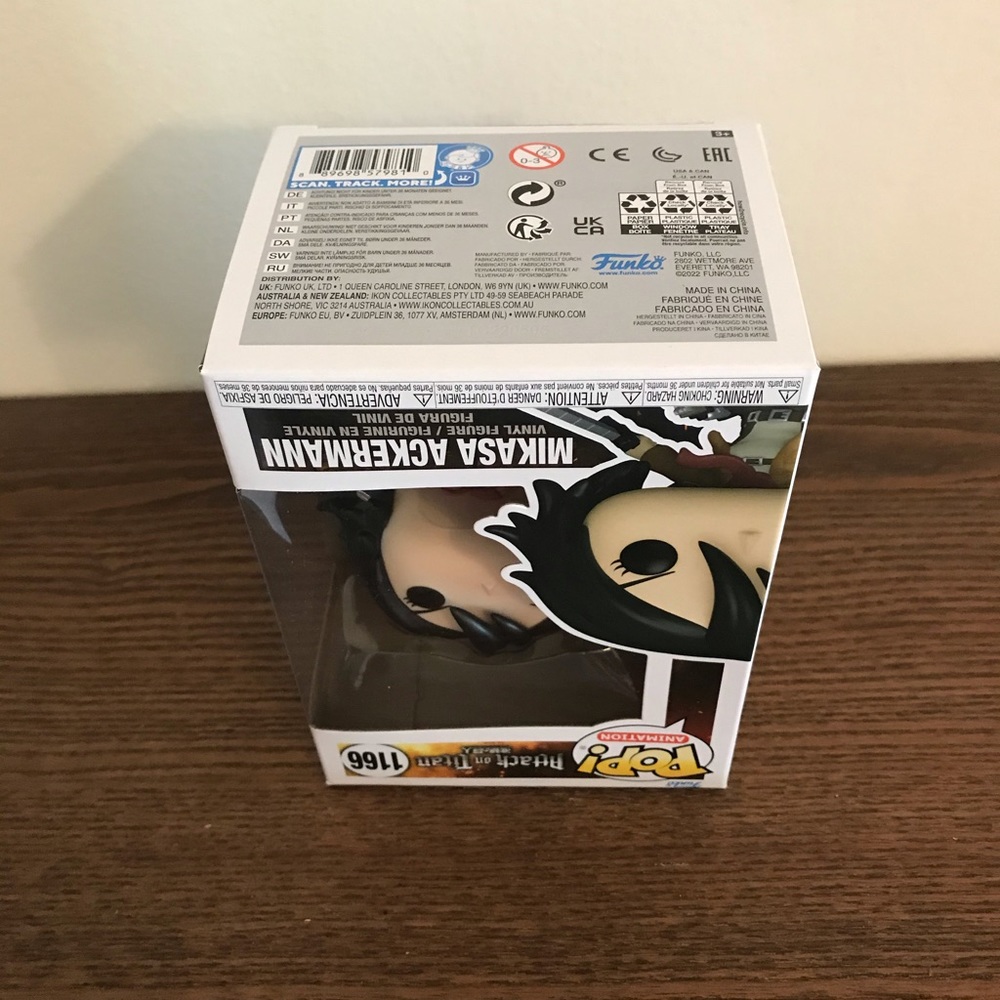 Funko pop lot attack on titan bundle - Picture 6 of 13